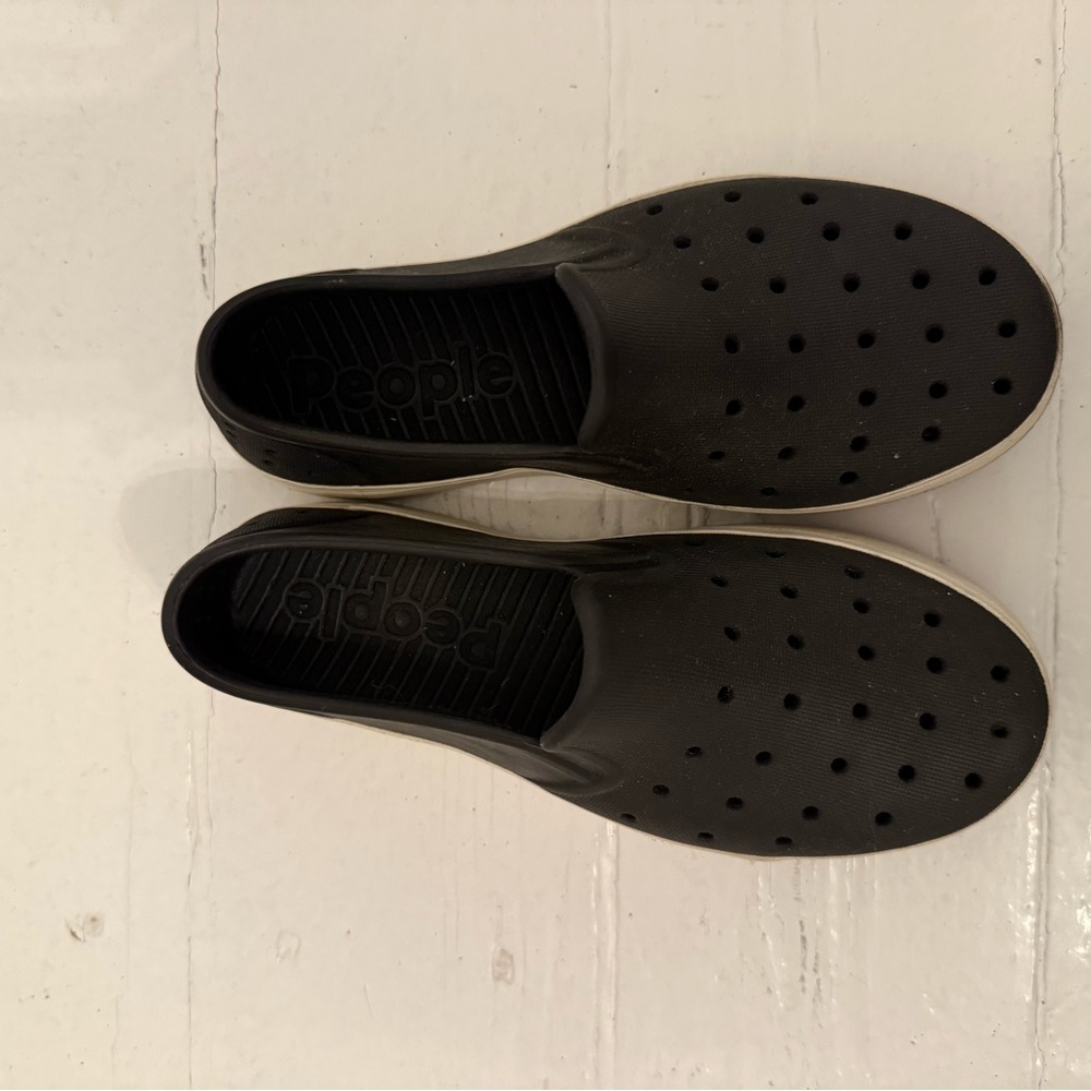 Kids Black Slip-On water sneakers
